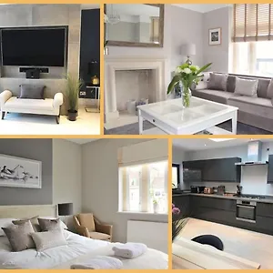 Holiday home ※ Lovely House- With Parking ※, Bath
